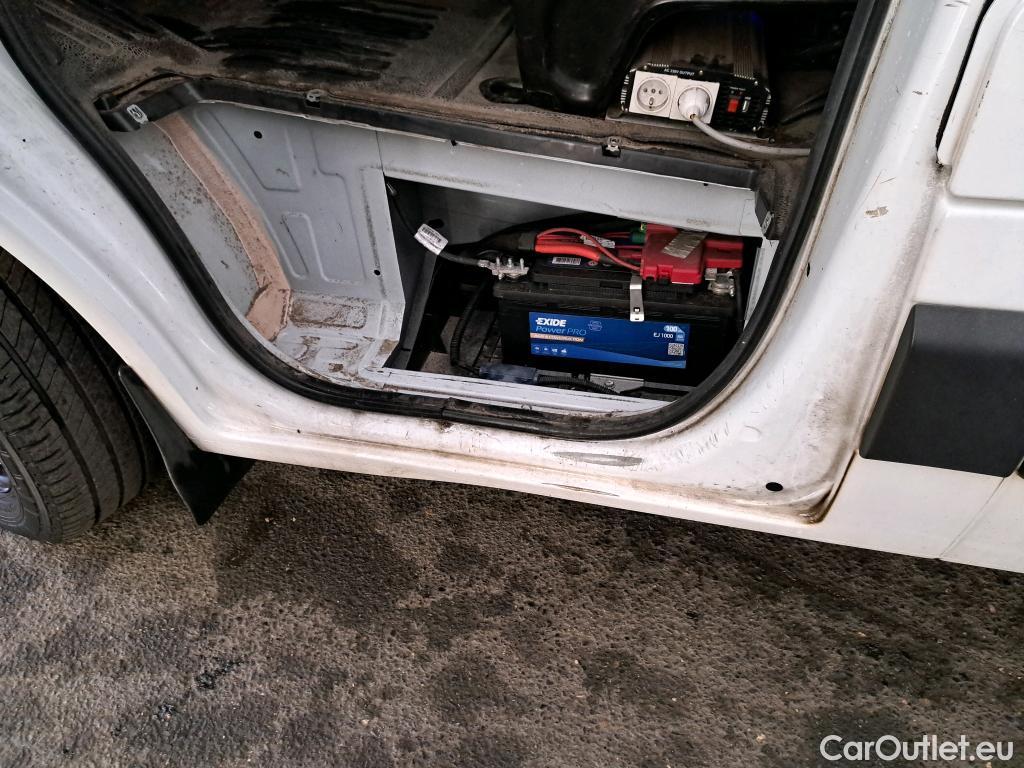  Renault  Master  III Fourgon L2H2 3 5 Grand Confort dCi 130CV BVM6 E6 #49