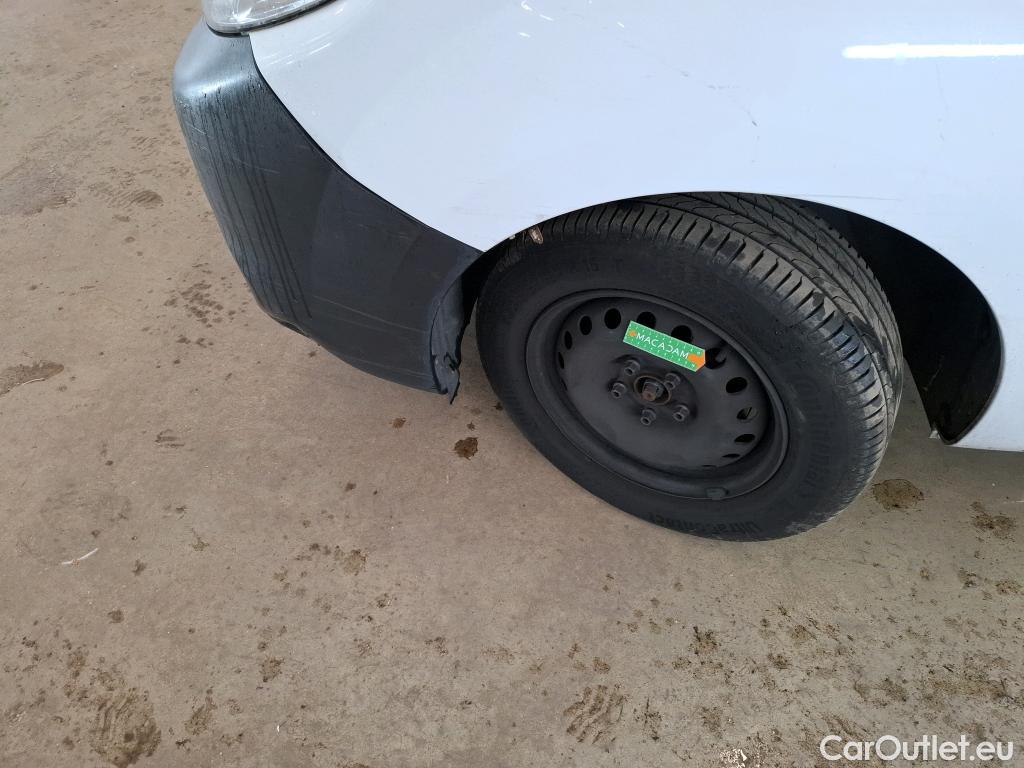  Renault  Kangoo  Express Grand Confort (L1) 1.5 dCi 90CV BVM5 E6 #38