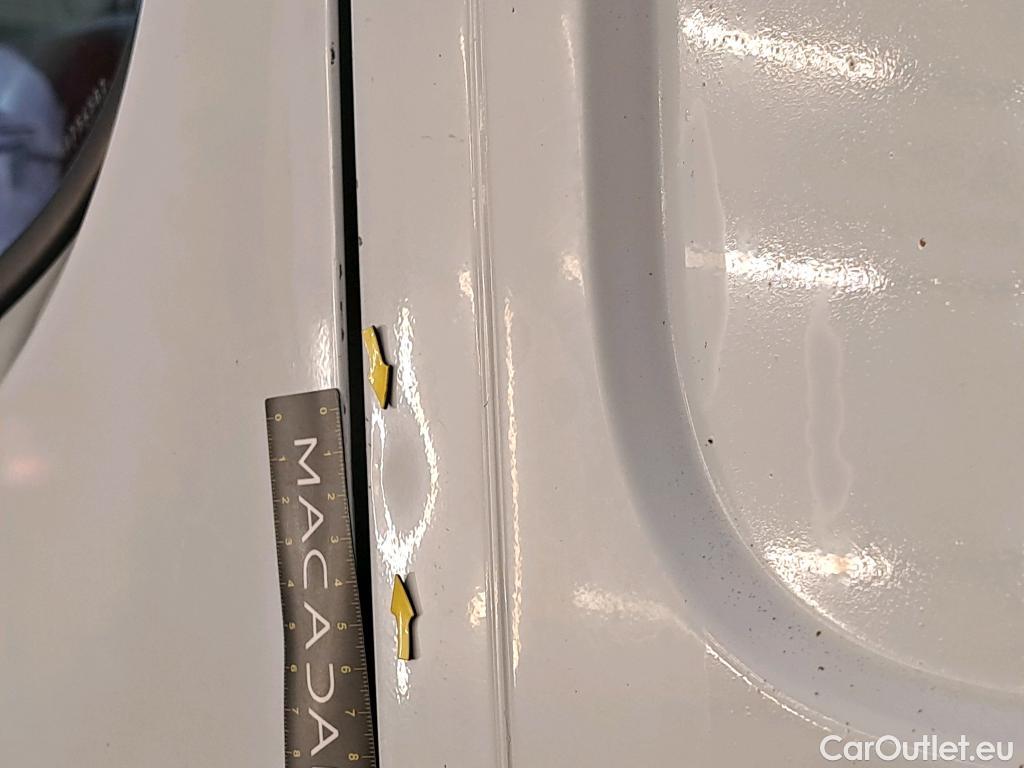  Renault  Master  III Fourgon L2H2 3 5 Grand Confort dCi 130CV BVM6 E6 #47