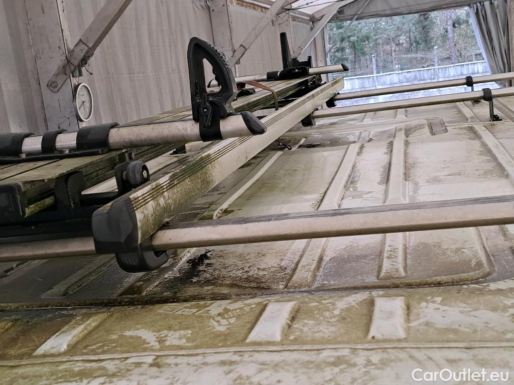  Renault  Master  III Fourgon L2H2 3 5 Grand Confort dCi 130CV BVM6 E6 #2