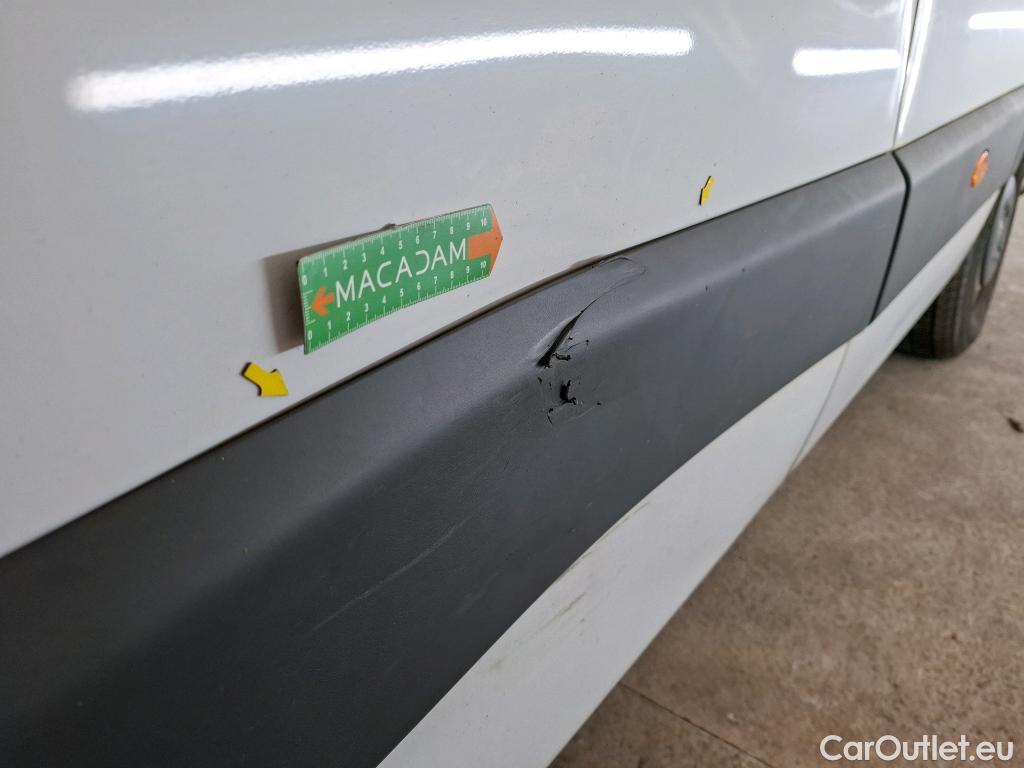  Renault  Master RENAULT  VU 4p Fourgon CA GCf Trac F3500 L3H2 dCi 110 S&S Euro6 #57