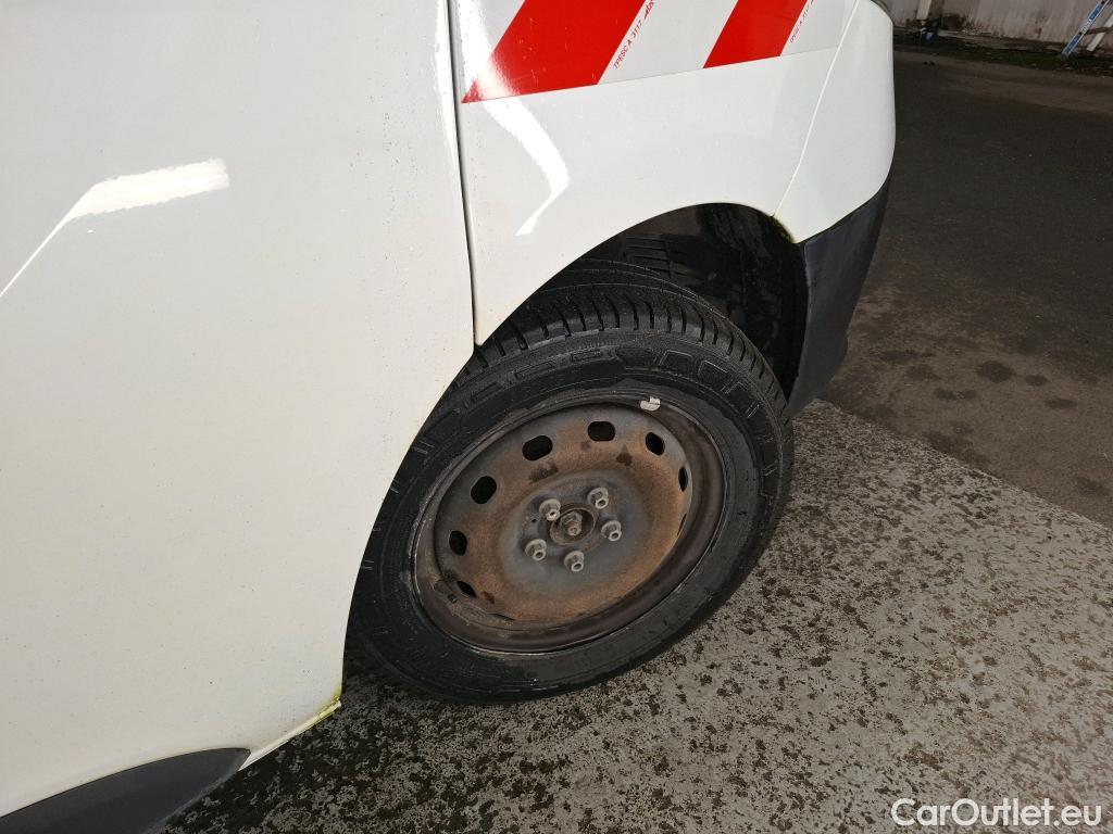  Renault  Trafic  Furgon Grand Confort L1H1 1200 1.6 dCi 125CV BVM6 E6 #33