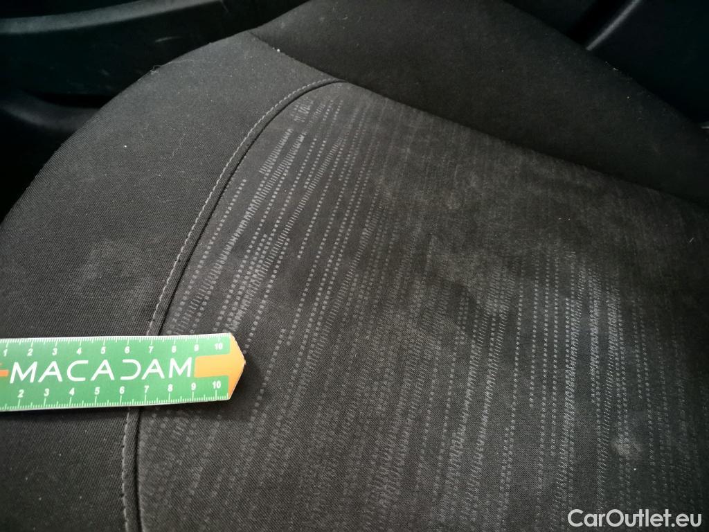  Peugeot  208  Affaire Premium Pack 1.5 HDi 100CV BVM5 E6dT #34