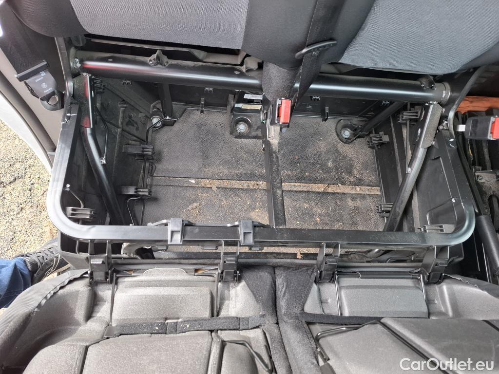  Renault  Master RENAULT  VU 4p Fourgon FG GCf Trac F3500 L2H2 Energy dCi 145 E6 #28