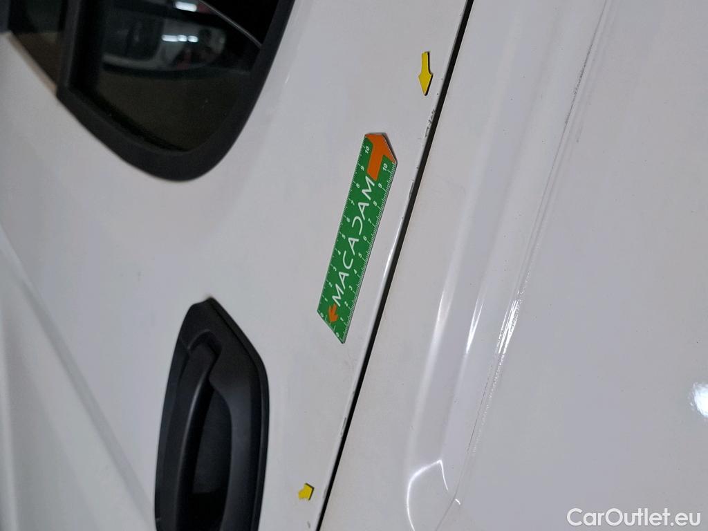  Peugeot  Boxer PEUGEOT  / 2014 / 4P / Fourgon tôlé BlueHDi S&S 120 PREMIUM 335 L2H2 #29