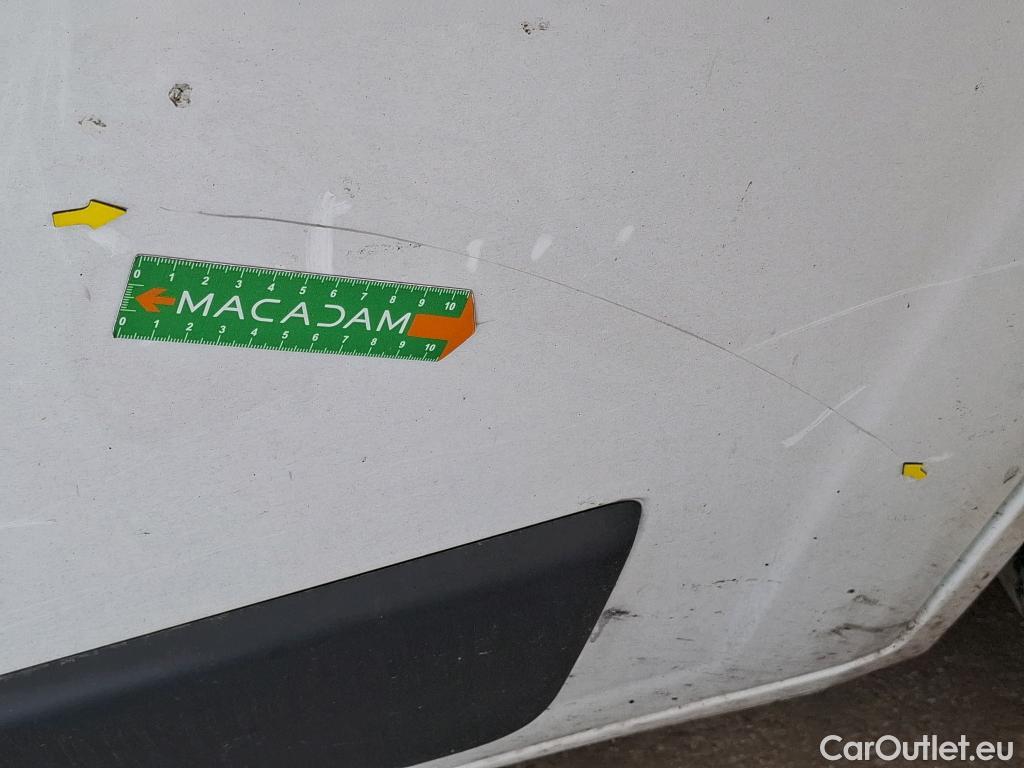  Peugeot  Boxer PEUGEOT  / 2014 / 4P / Fourgon tôlé BlueHDi S&S 120 PREMIUM 335 L2H2 #13