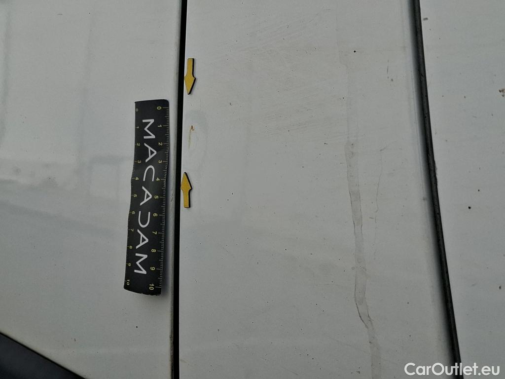  Citroen  Jumper CITROEN  VU 4p Fourgon 35 L2H2 BlueHDi 130 BVM6 Club #37