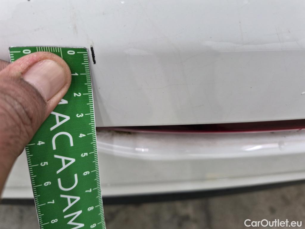  Peugeot  208  Affaire Premium Pack 1.5 HDi 100CV BVM5 E6dT #19