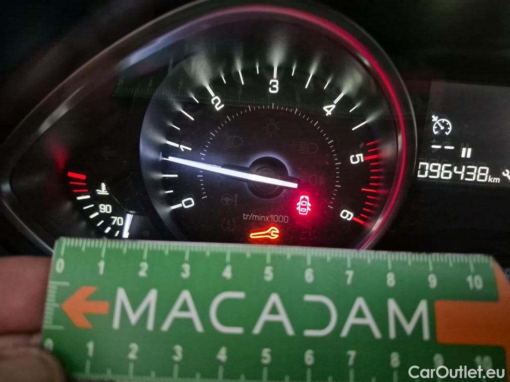  Peugeot  208  Affaire Premium Pack 1.5 HDi 100CV BVM5 E6dT #66