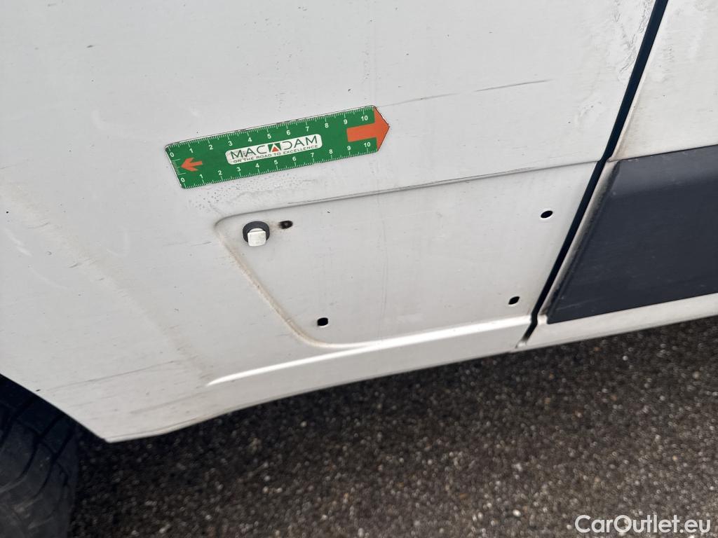  Fiat  Ducato FIAT  VU 4p Fourgon 3.0 M H2 2.0 Multijet 115 Pack Pro Nav #33