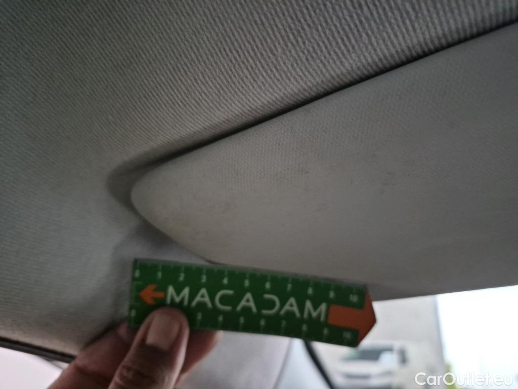  Peugeot  208  Affaire Premium Pack 1.5 HDi 100CV BVM5 E6dT #35