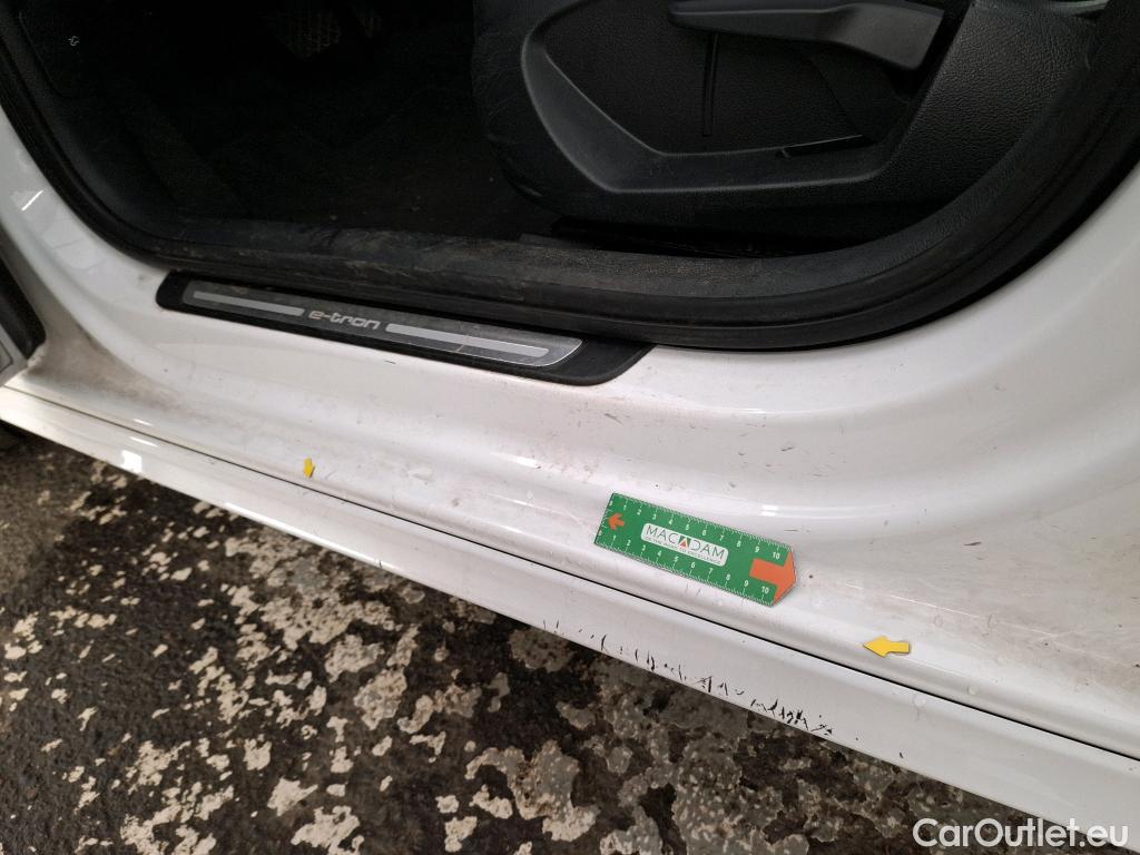  Audi  A3 AUDI  Sportback e-tron / 2016 / 5P / Berline 40 e-tron S TRONIC BUSINESS LINE #7