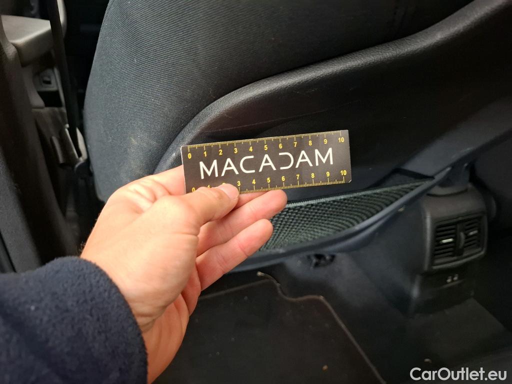  Bmw  X2 Série  F39 sDrive 18d Lounge 2.0 150CV BVM6 E6d #9