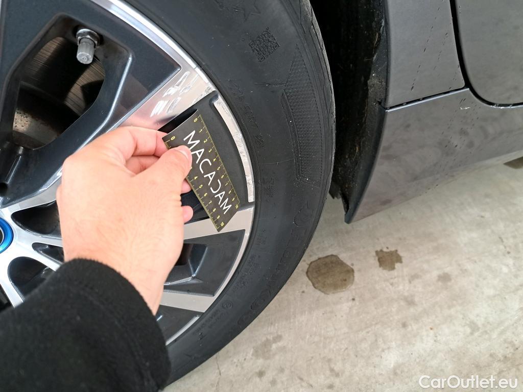  Bmw  Serie 3 Série 3 Touring 320 e Business Design 2.0 205CV BVA8 #23