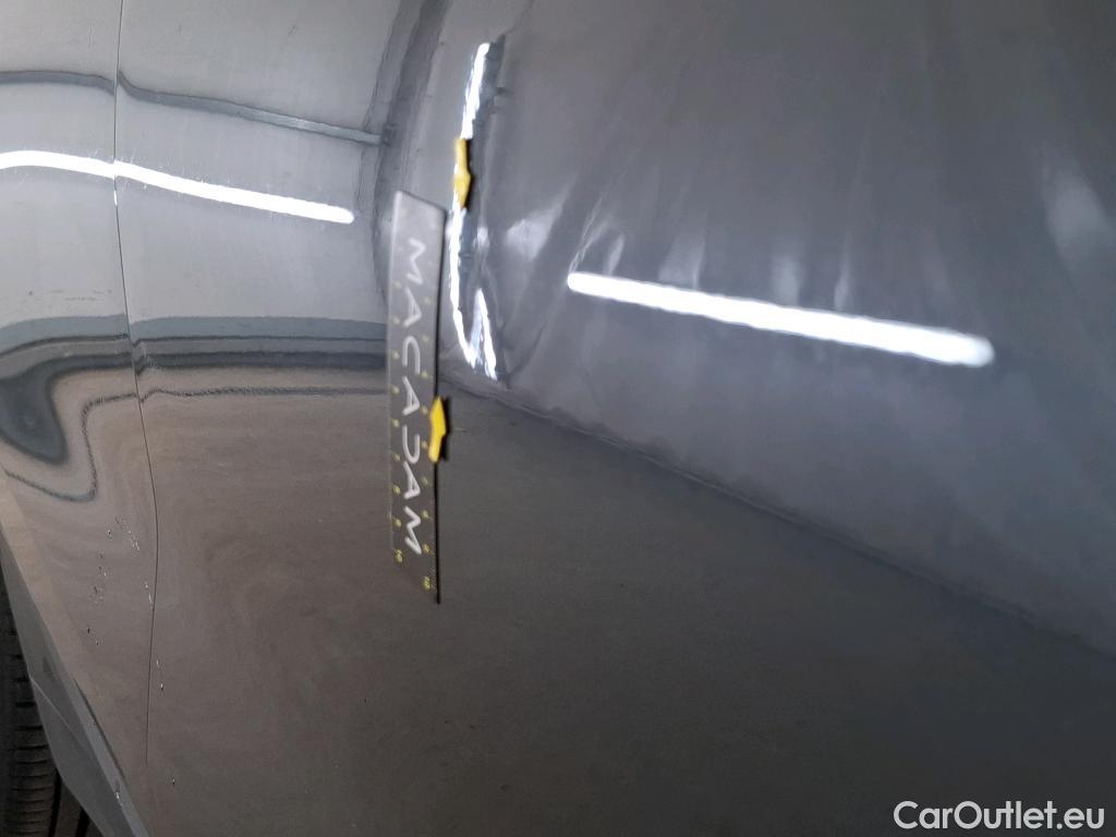  Bmw  X2 Série  F39 sDrive 18d Lounge 2.0 150CV BVM6 E6d #24