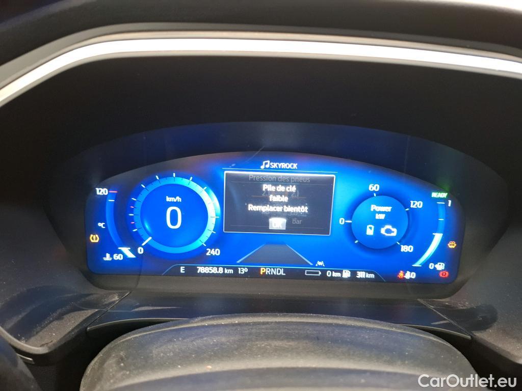  Ford  Kuga FORD  / 2019 / 5P / SUV 2.5 Dur 225 hybrid PHEV Pshift Titanium #60
