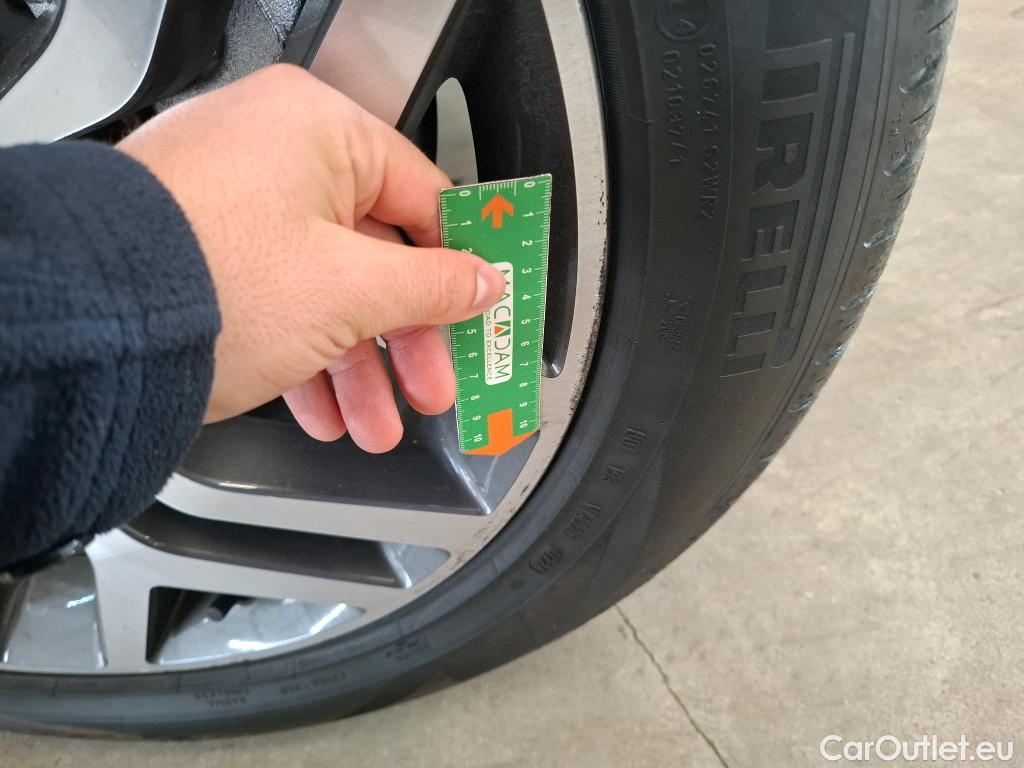  Land Rover  Range Rover Evoque LAND ROVER  / 2018 / 5P / SUV 1.5 P300e PHEV BVA 4WD R-Dynamic SE #4