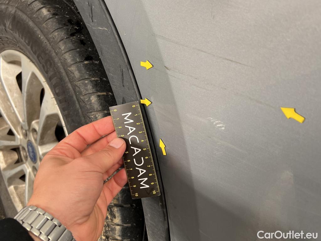  Ford  Kuga FORD  / 2019 / 5P / SUV 2.5 190 hybrid Flexifuel Pshift Titanium #5