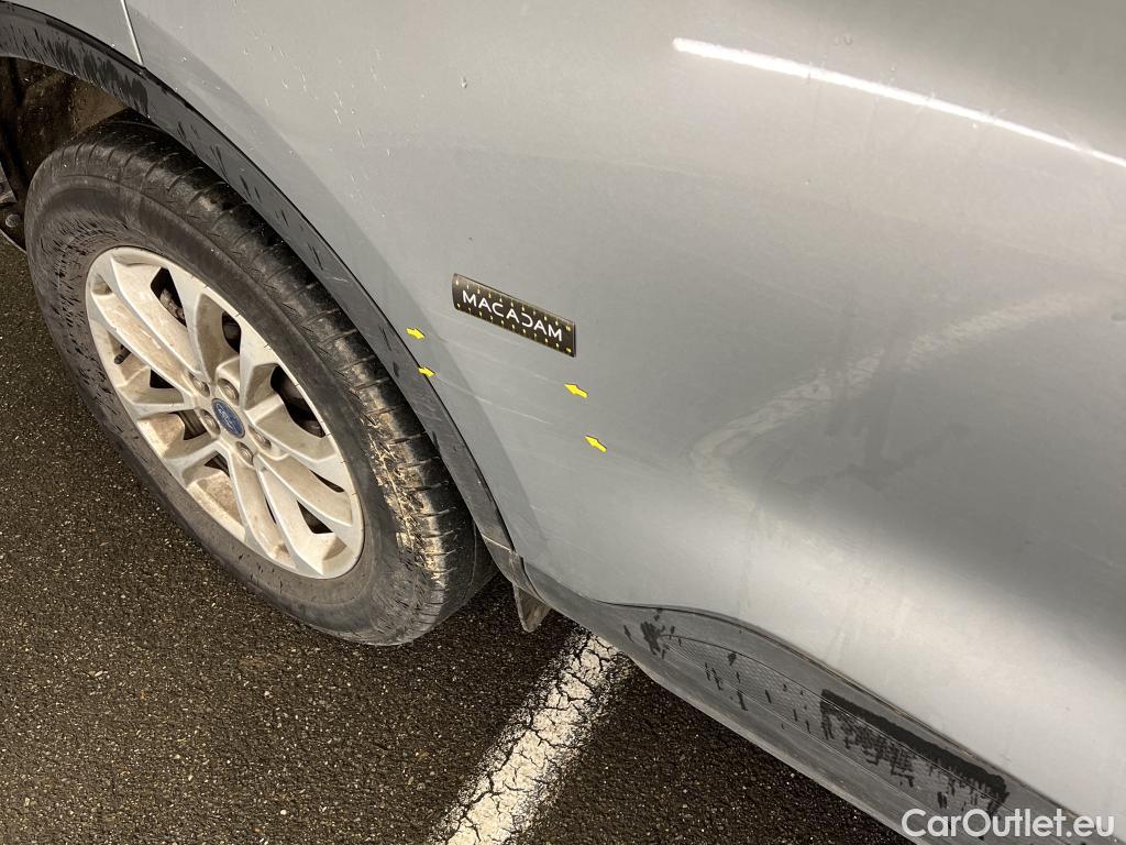  Ford  Kuga FORD  / 2019 / 5P / SUV 2.5 190 hybrid Flexifuel Pshift Titanium #3