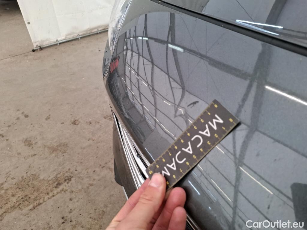  Ford  Kuga FORD  / 2019 / 5P / SUV 2.5 Dur 225 hybrid PHEV Pshift Titanium #9