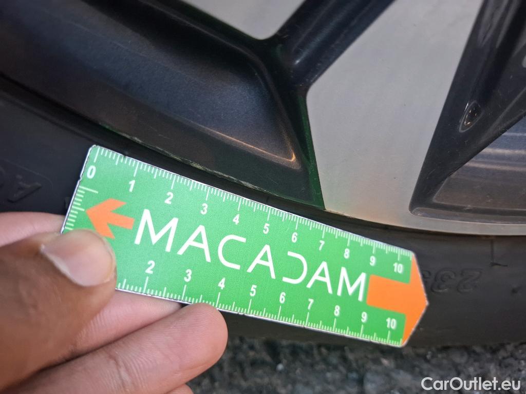  Hyundai  Tucson HYUNDAI  / 2020 / 5P / SUV 1.6 PHEV 265 HTRAC CREATIVE 4WD AUTO #10