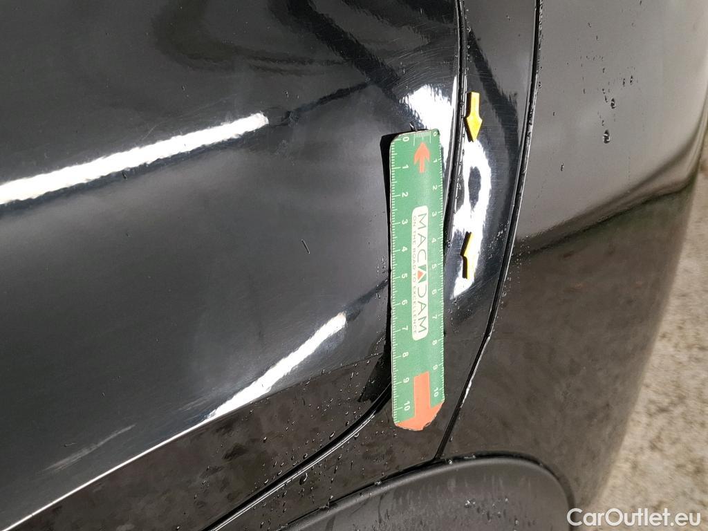  Peugeot  2008  Allure Business 1.5 HDi 110CV BVM6 E6d #17