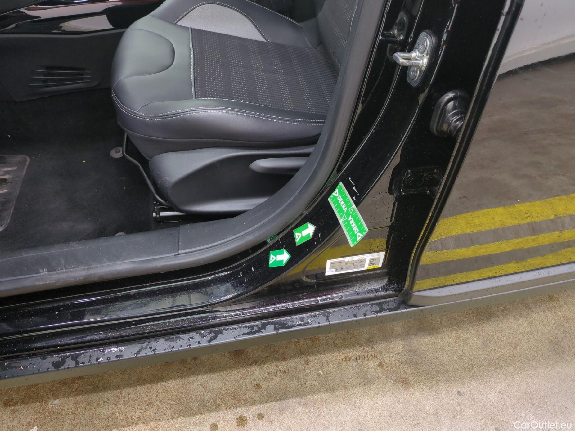  Peugeot  2008  Allure 1.2 PureTech 110CV BVM6 E6dT #10