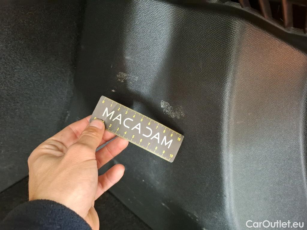  Peugeot  2008  Allure Pack 1.5 HDi 110CV BVM6 E6d #53