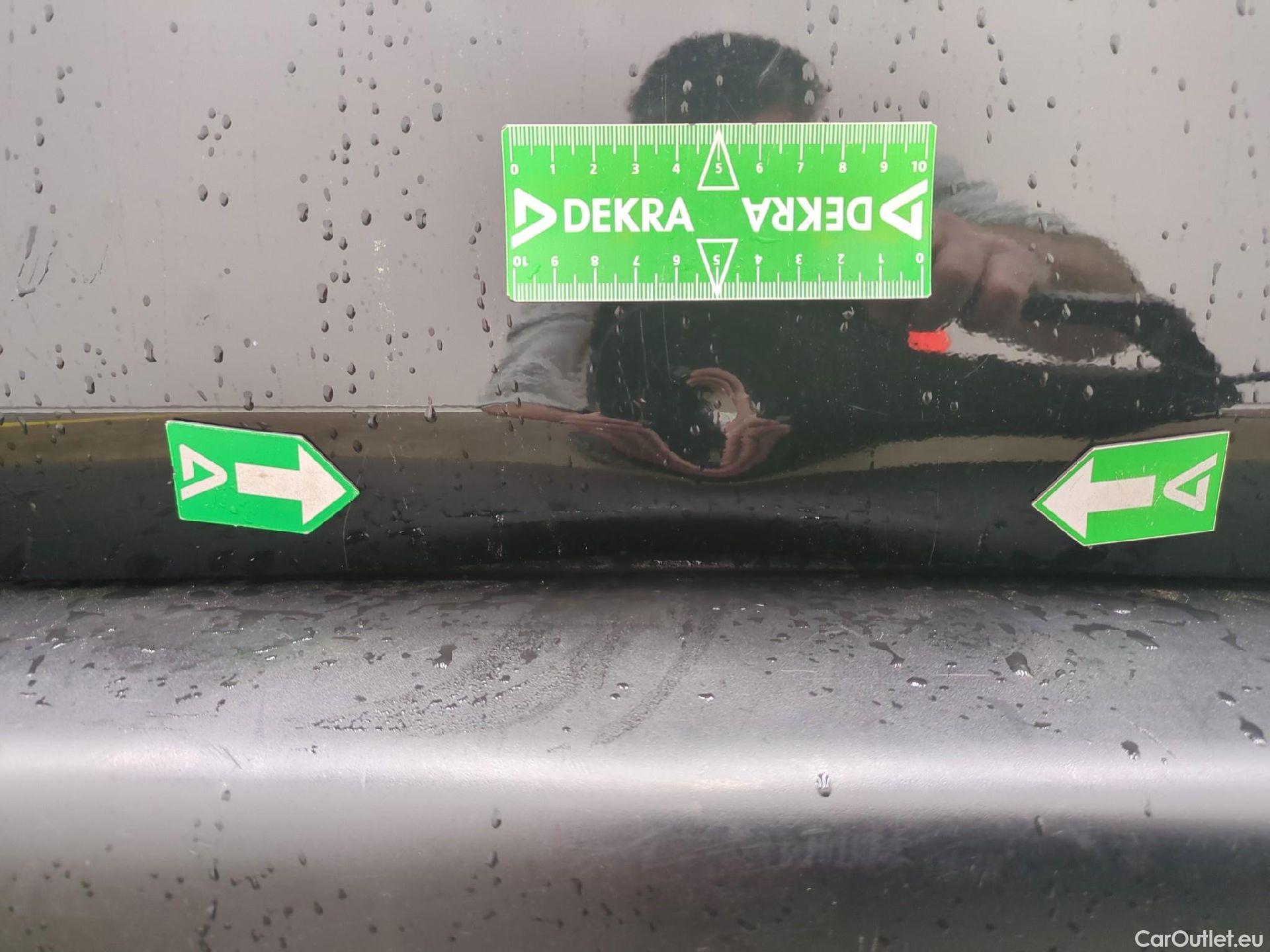  Peugeot  2008  Allure 1.2 PureTech 110CV BVM6 E6dT #34