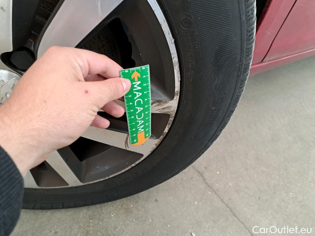  Peugeot  308  SW Allure Business 1.5 HDi 130CV BVA8 E6d #10