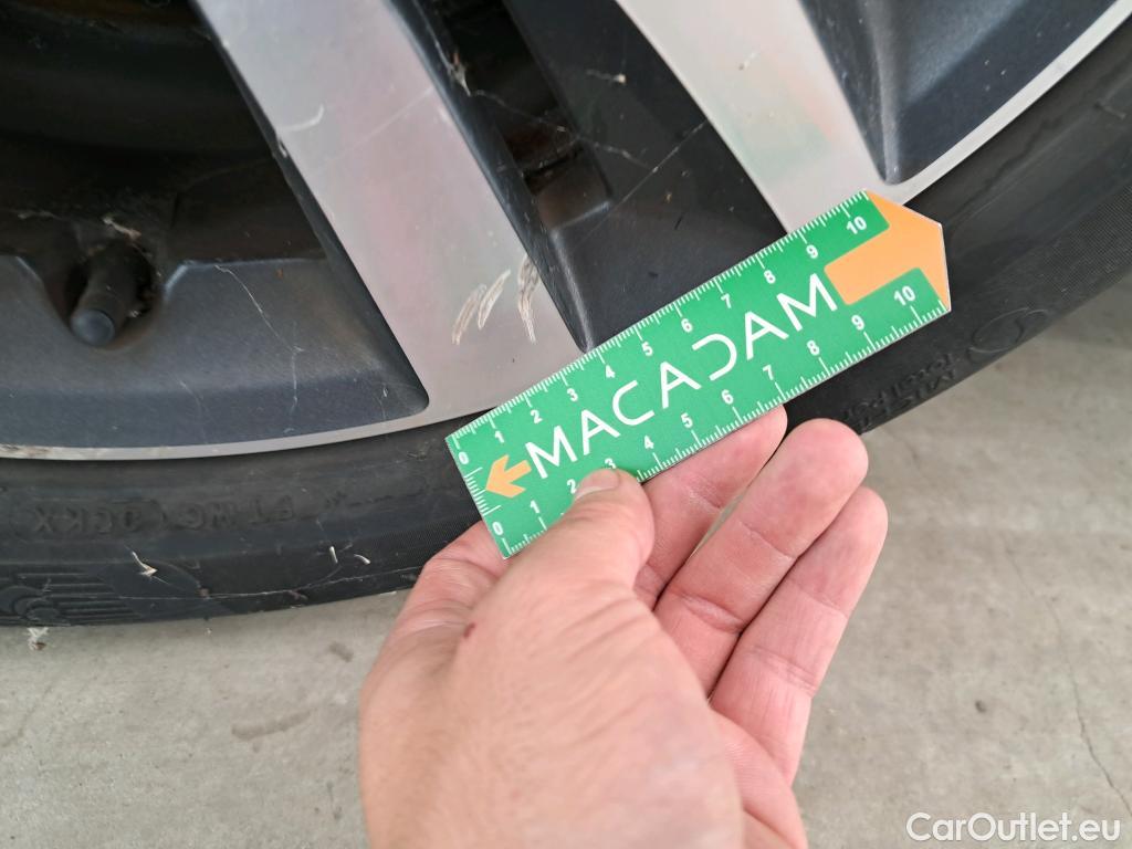  Peugeot  308  SW Allure Business 1.5 HDi 130CV BVA8 E6d #33