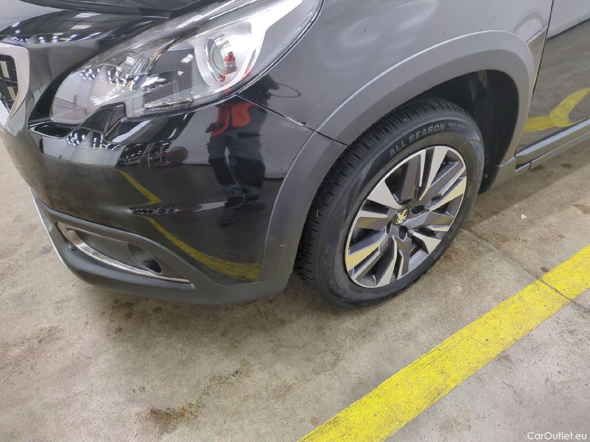  Peugeot  2008  Allure 1.2 PureTech 110CV BVM6 E6dT #23