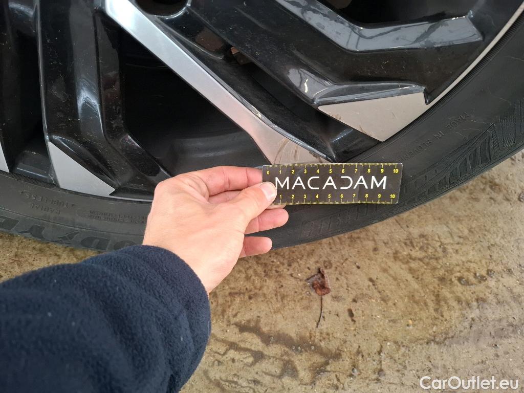  Peugeot  2008  Allure Pack 1.5 HDi 110CV BVM6 E6d #90