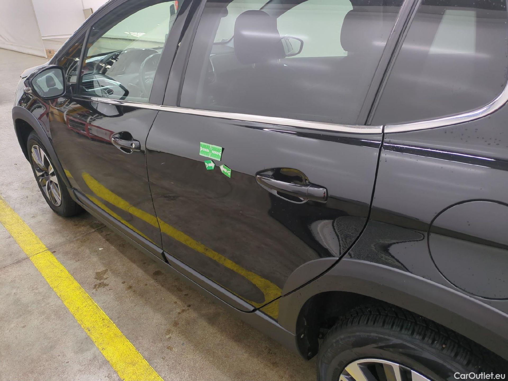  Peugeot  2008  Allure 1.2 PureTech 110CV BVM6 E6dT #30