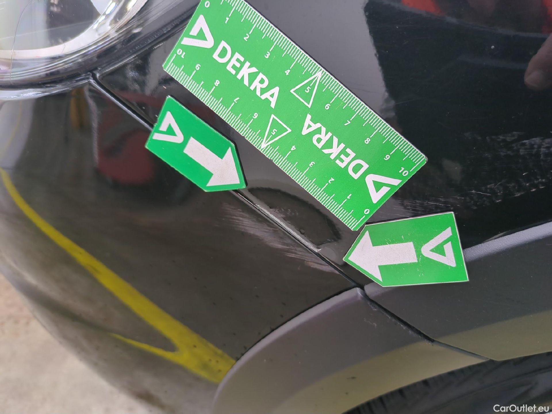  Peugeot  2008  Allure 1.2 PureTech 110CV BVM6 E6dT #21