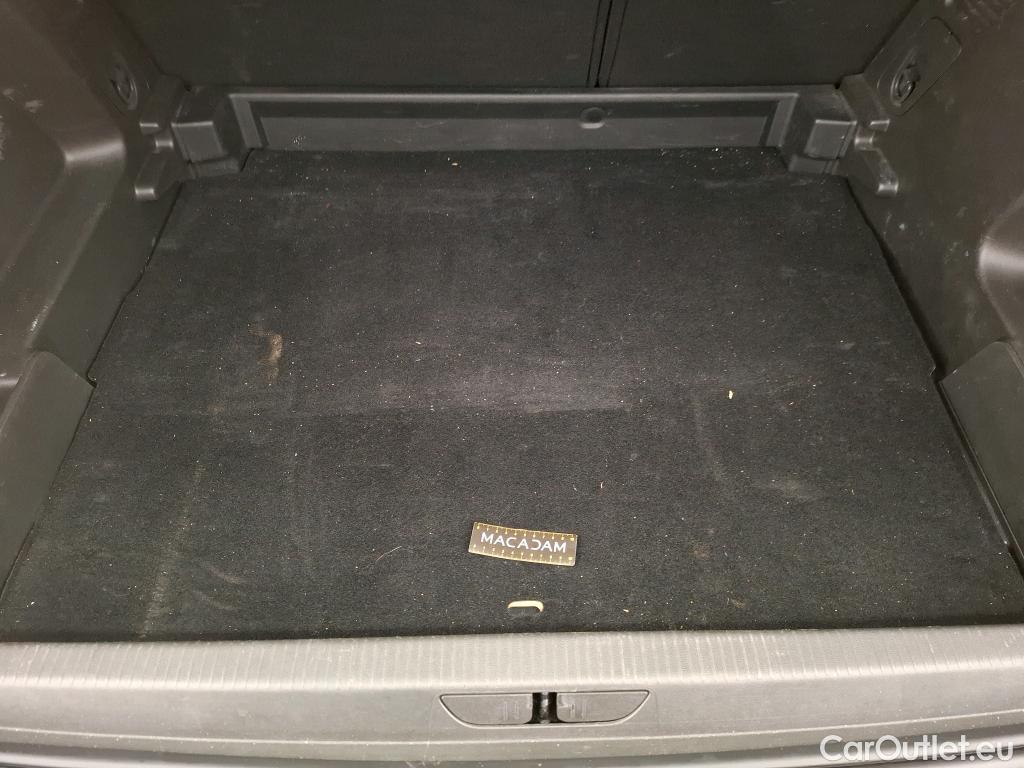  Opel   Grandland X Grandland X Elegance Business 1.5 130CV BVA8 E6d #22