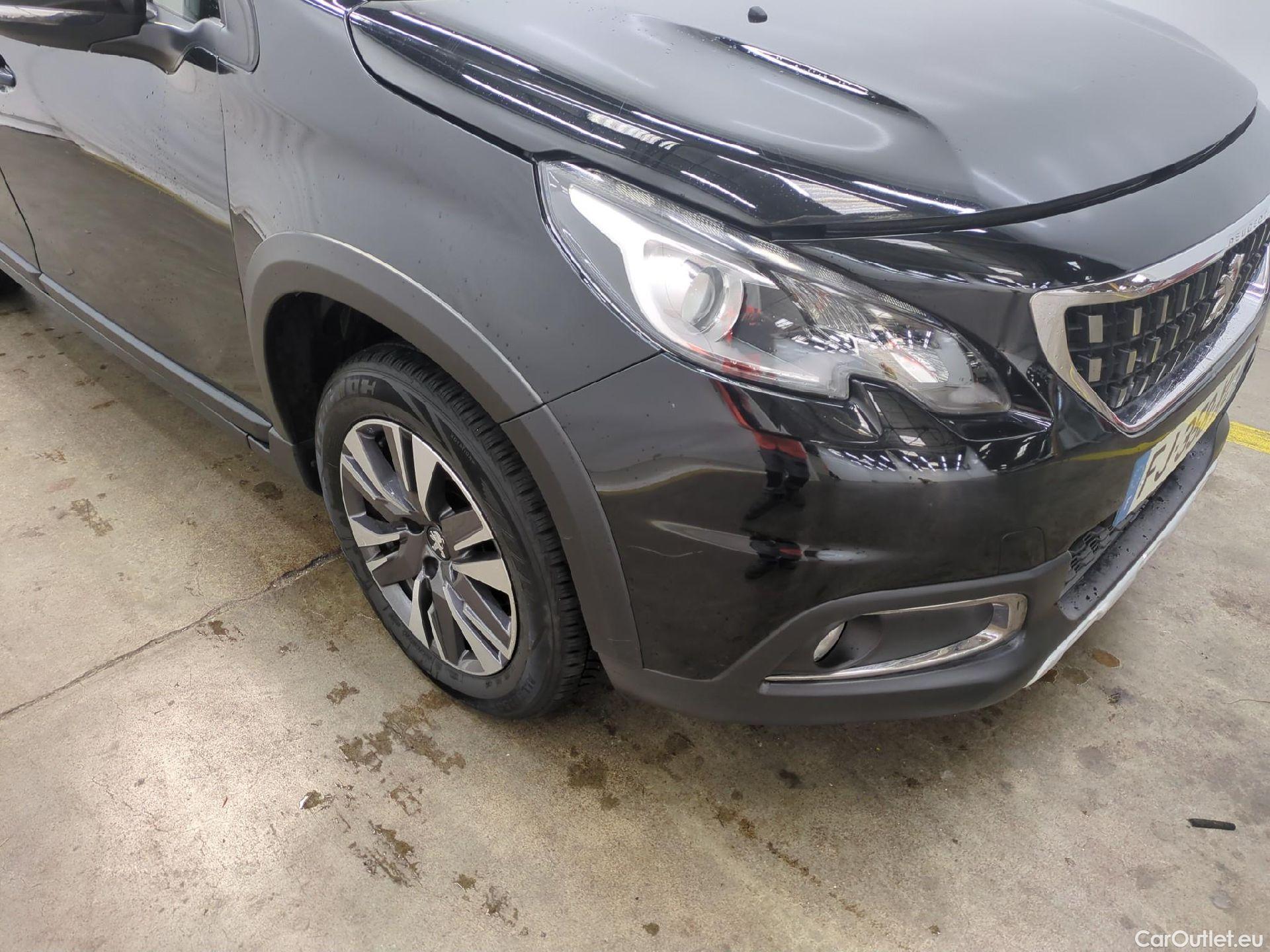  Peugeot  2008  Allure 1.2 PureTech 110CV BVM6 E6dT #19