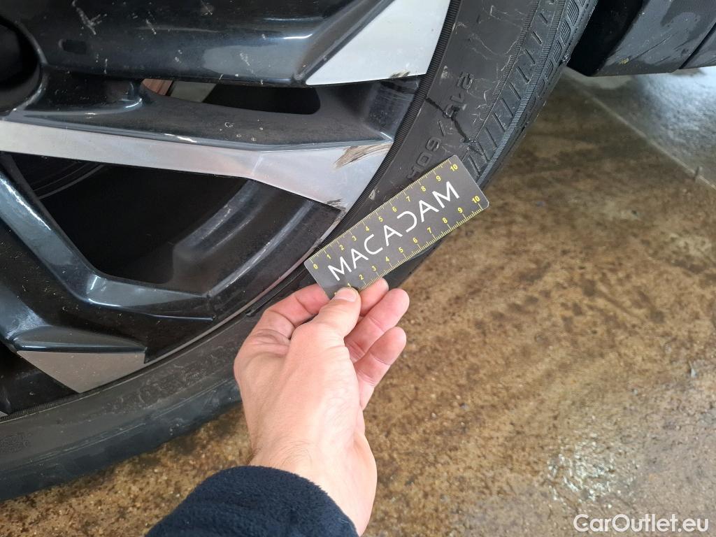  Peugeot  2008  Allure Pack 1.5 HDi 110CV BVM6 E6d #45