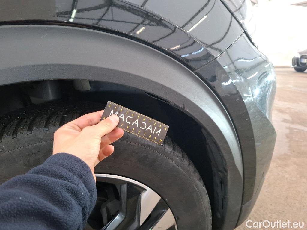  Peugeot  2008  Allure Pack 1.5 HDi 110CV BVM6 E6d #86