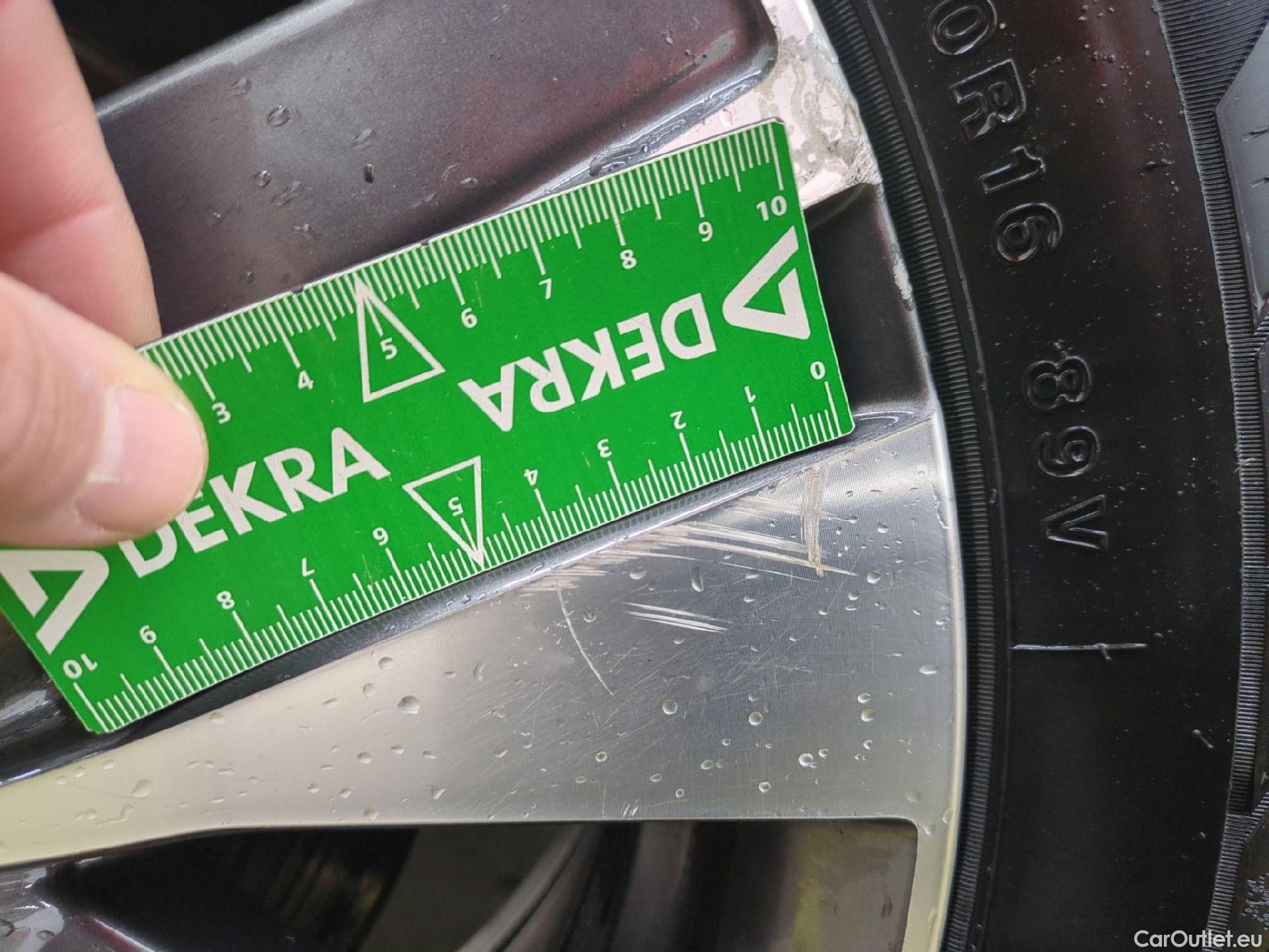  Peugeot  2008  Allure 1.2 PureTech 110CV BVM6 E6dT #6