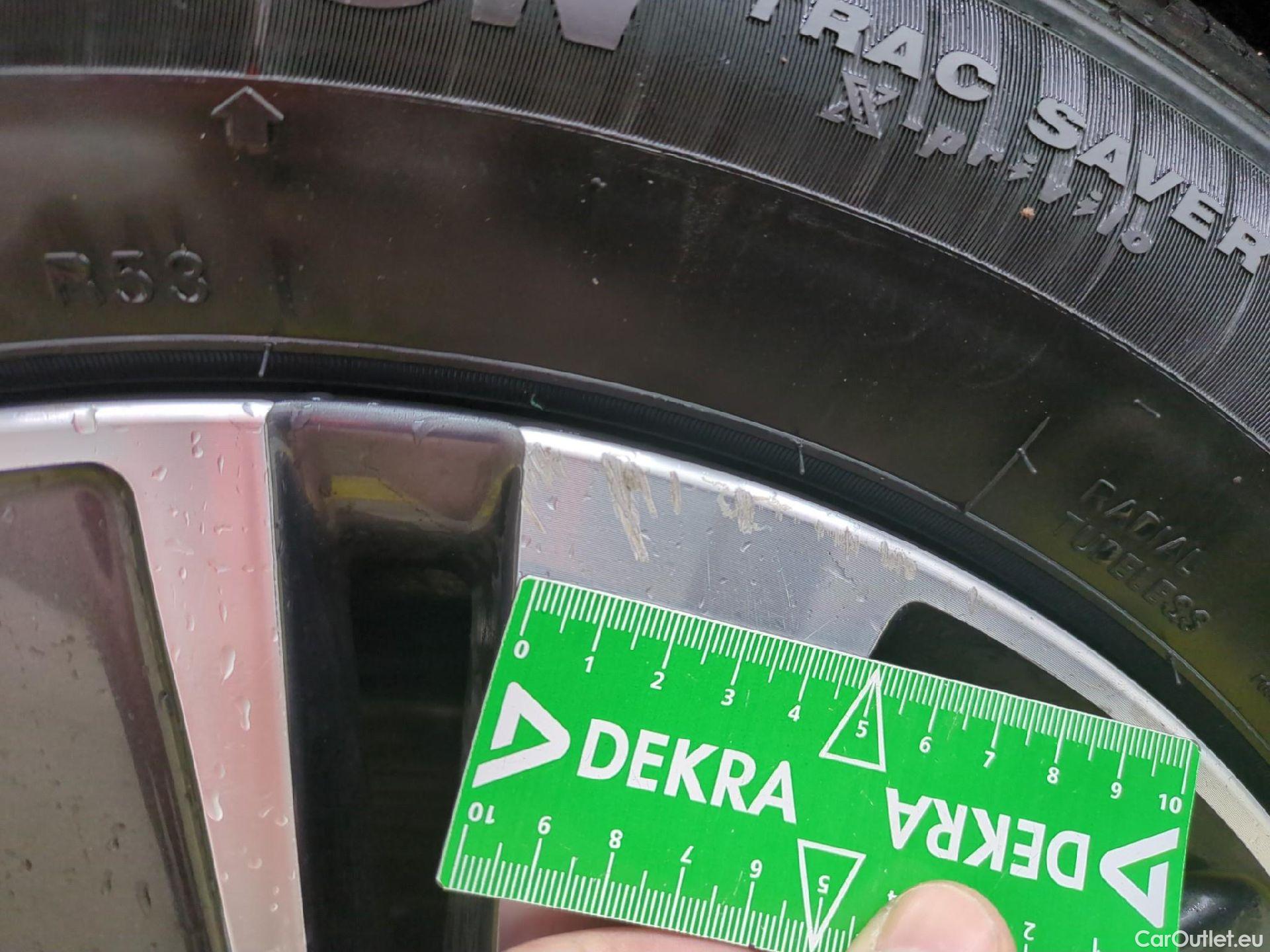  Peugeot  2008  Allure 1.2 PureTech 110CV BVM6 E6dT #7