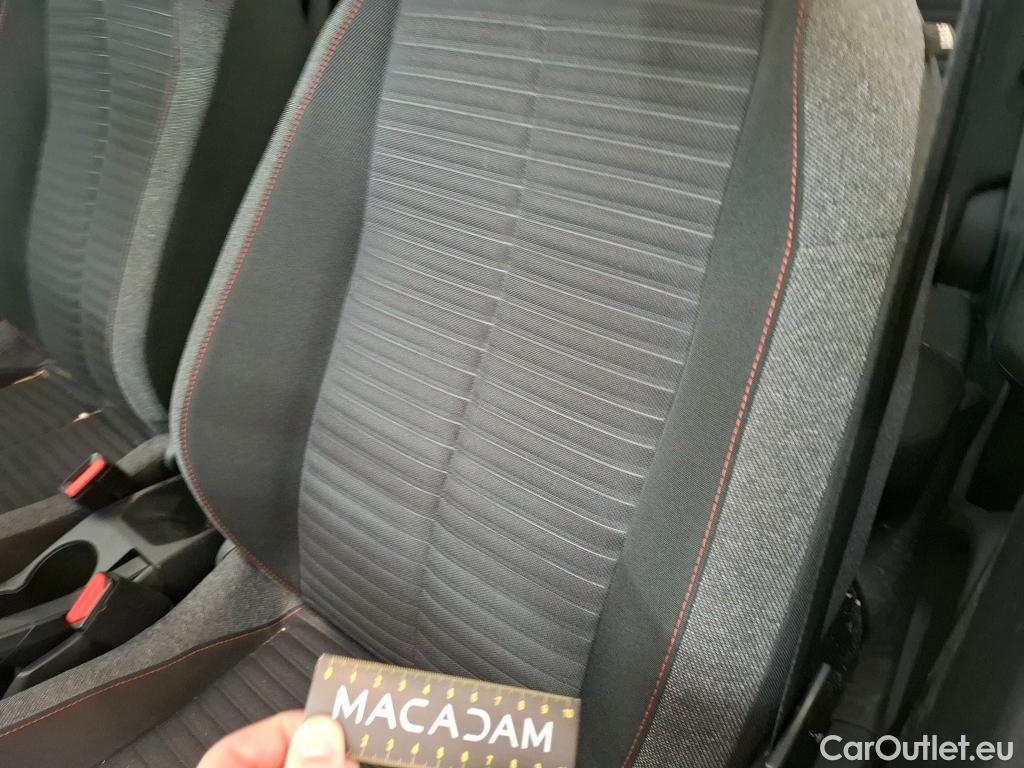  Peugeot  2008  Active Business 1.5 HDi 100CV BVM6 E6d #23