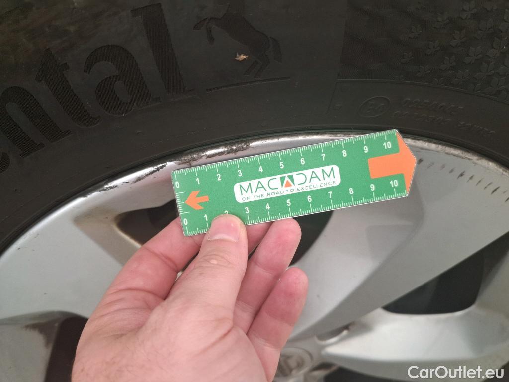  Nissan  Qashqai NISSAN  / 2017 / 5P / Crossover 1.5 DCI 115 Business Edition #33