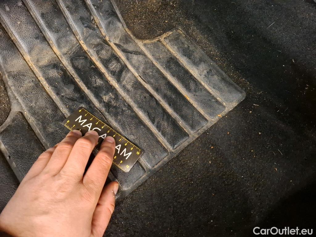  Renault  Clio  V Intens 1.0 TCe 90CV BVM6 E6d #14