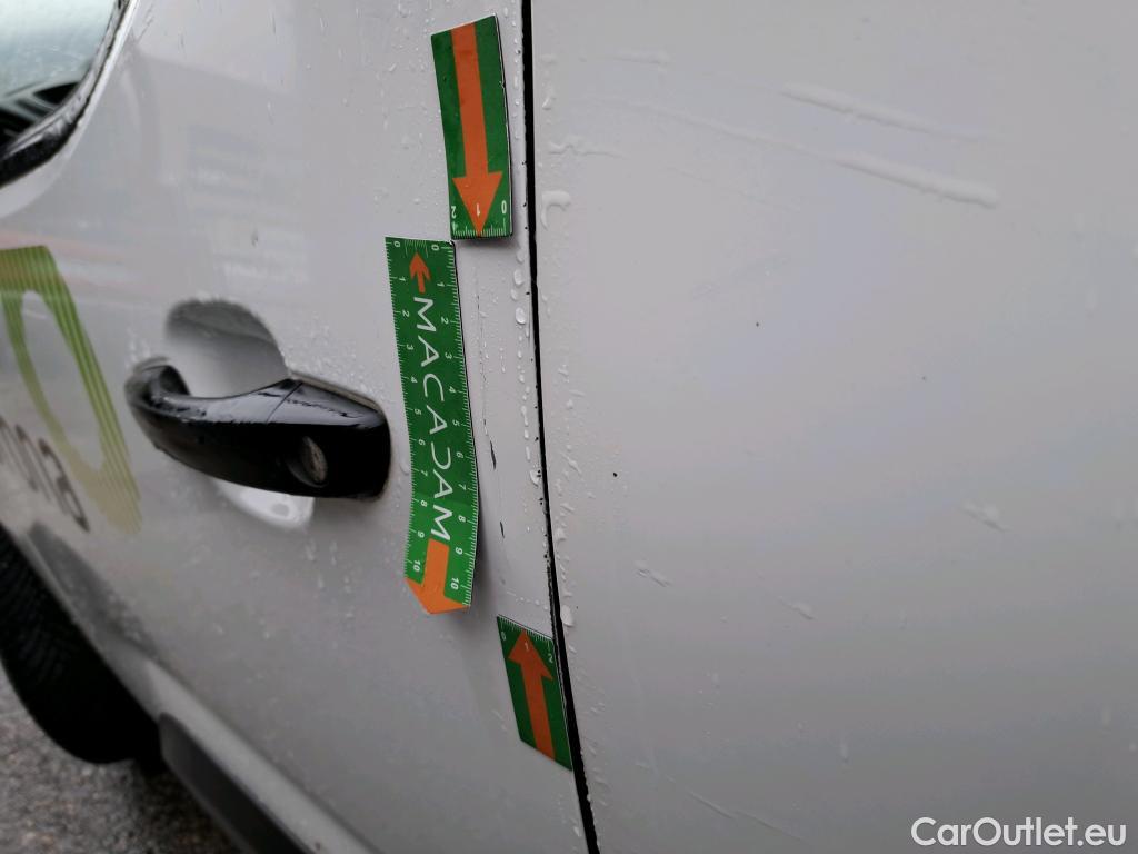  Citroen  Berlingo  Fourgon Club M 650 1.5 BlueHDi 75CV BVM5 E6dT #17