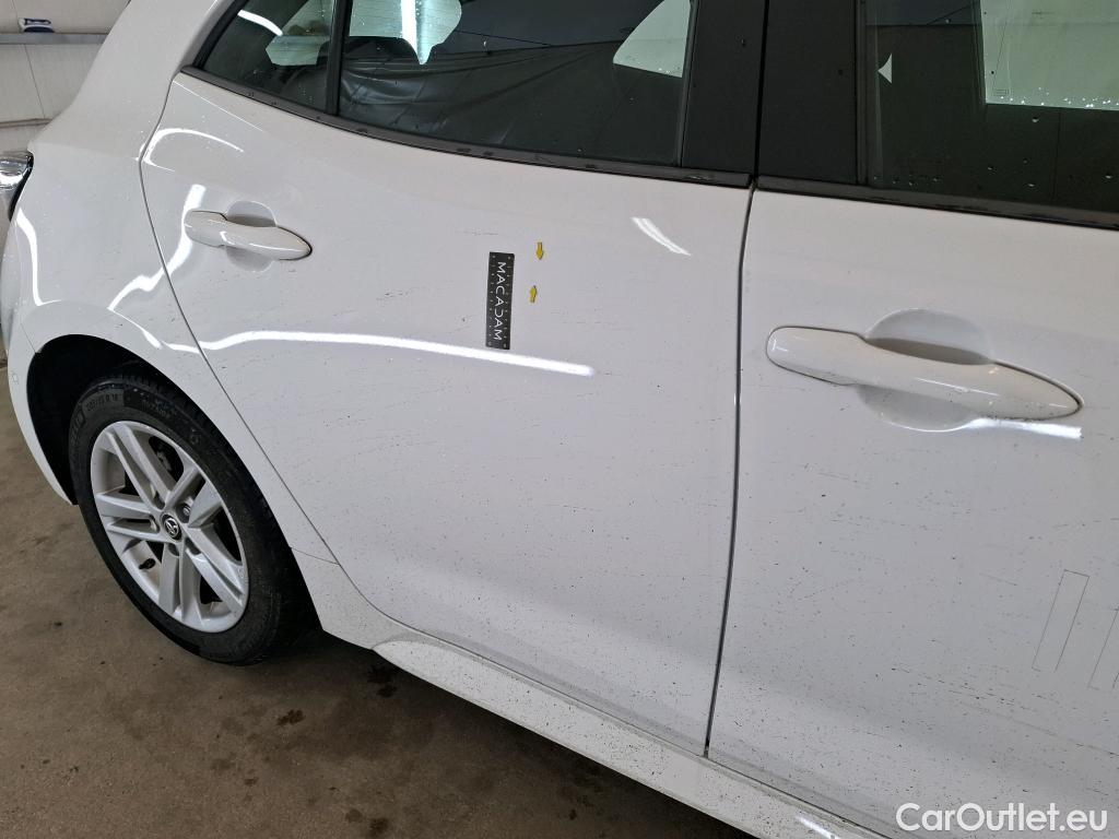  Toyota  Corolla TOYOTA  / 2018 / 5P / Berline Hybride 122h Dynamic Business #9