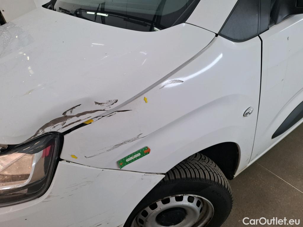  Citroen  Berlingo CITROEN  / 2018 / 4P / Fourgonnette M 650kg BlueHDi 75 S&S BVM Club #8