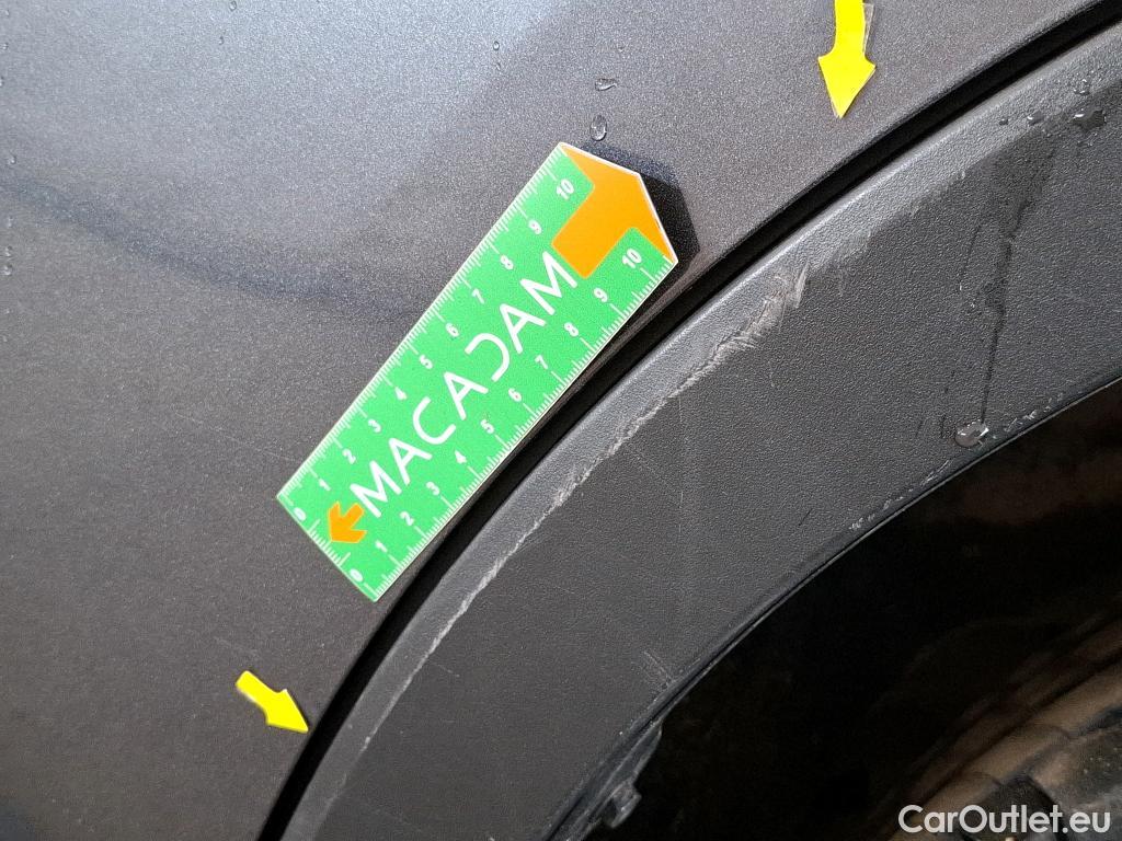  Toyota  C-HR TOYOTA  / 2016 / 5P / SUV 2.0 HYBRIDE 184 EDITION(SP) #74