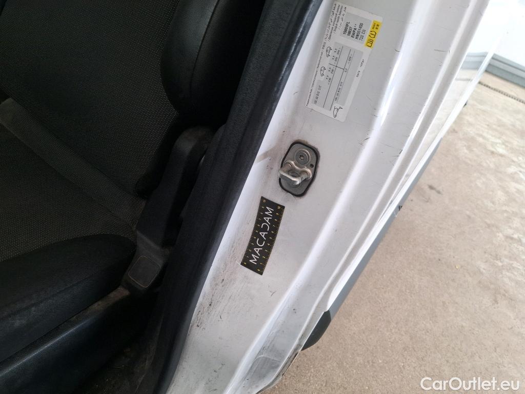  Citroen  Berlingo  Fourgon Club L1 (Court) 1.6 BlueHDi 100CV BVM5 E6 #100