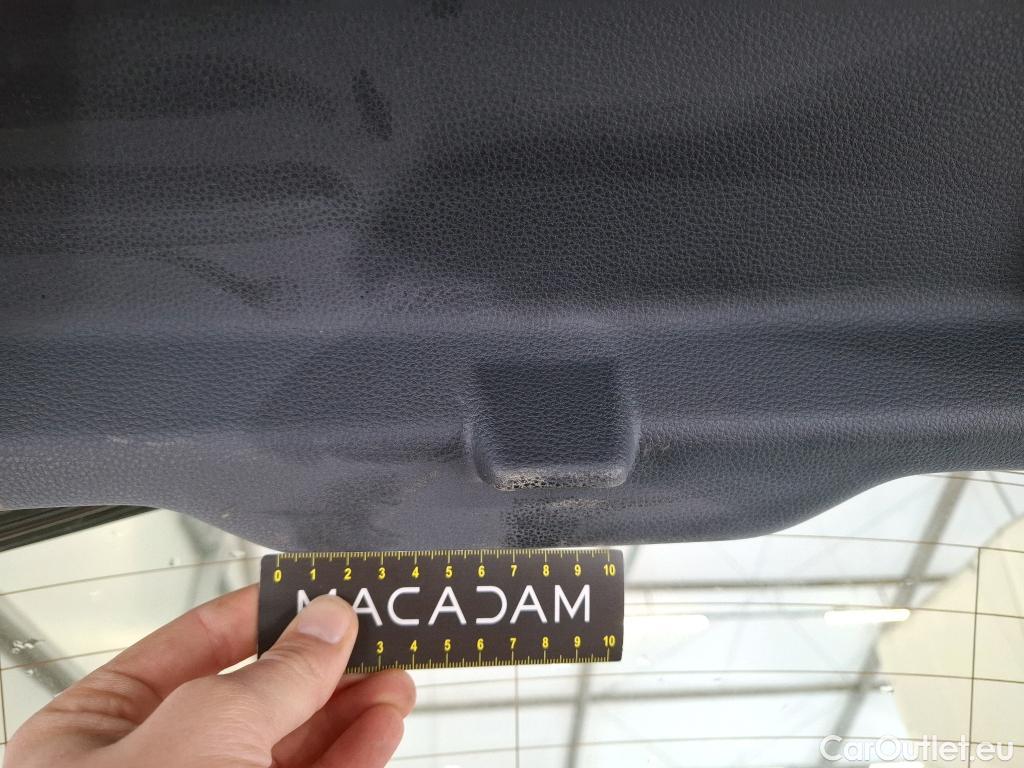  Toyota  Corolla TOYOTA  / 2018 / 5P / Berline Hybride 122h Dynamic Business #7